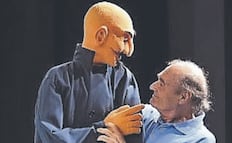 El titiritero Carlos Converso recibe la Medalla Bellas Artes