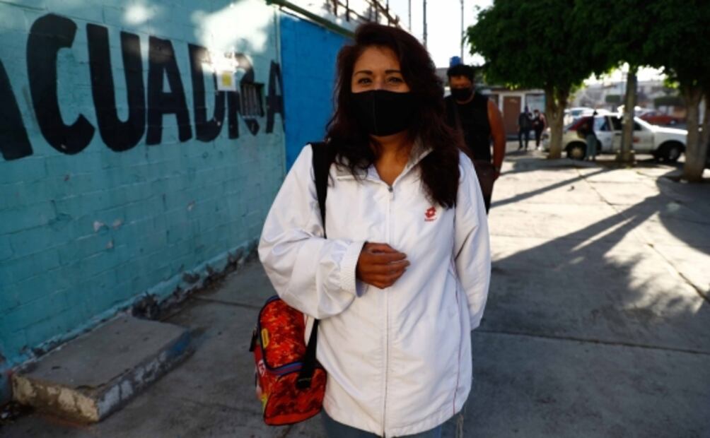 "El gobierno todo quiere resolver con ayudas monetarias", dice papá que se opone a fin de Escuelas de Tiempo Completo