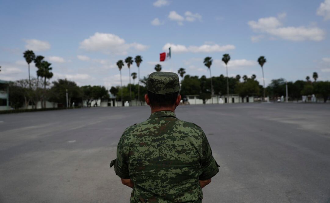 EL UNIVERSAL acompañó a integrantes del 19 Regimiento de Caballería Motorizada de la Octava Zona Militar de la Sedena durante un operativo en calles de Reynosa, Tamaulipas. Fotos: IVÁN STEPHENS. EL UNIVERSAL