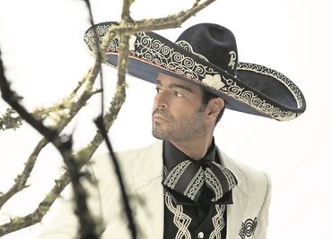 Pablo Montero irrumpe en casa de su exesposa para llevarse... ¿el comedor?