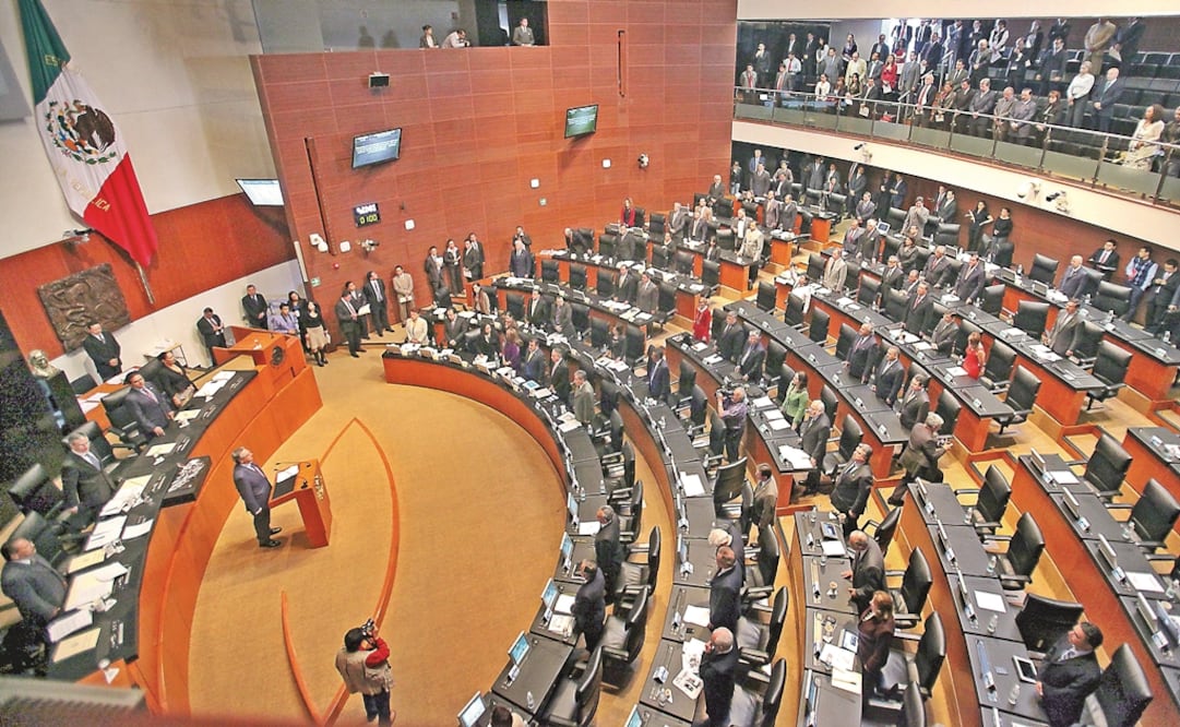 El PAN, en “cueros” en el Senado