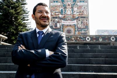 Celebra Batres llegada de Torruco a Morena