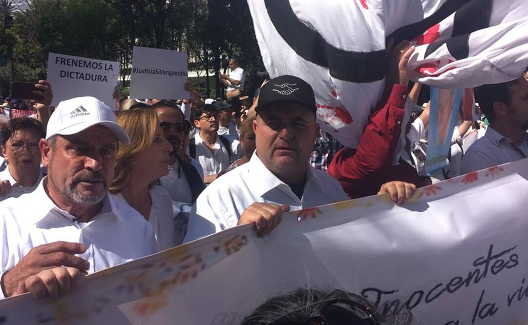 Julián LeBarón durante la marcha contra AMLO en su primer año de Gobierno (Foto: EL UNIVERSAL)
