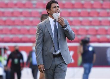 Alfonso Sosa deja de ser el DT del Necaxa