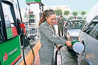 Producción de refinerías llega a mínimo histórico