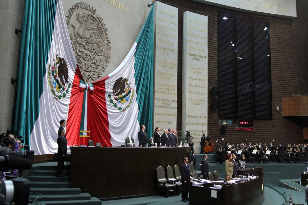 Respaldan diputados desaparición de IEEPO