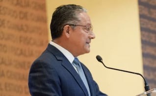 Fiscal de Guanajuato evita hablar con la prensa sobre masacre en Salamanca; “no esperen información”