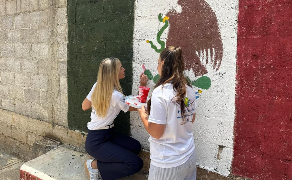 Voluntarios realizan actividades de mejoramiento y enseñanza en una escuela del sur de México (12/06/2026). Foto: Especial