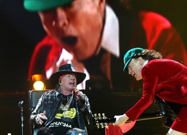 Elogian debut de Axl Rose con AC/DC