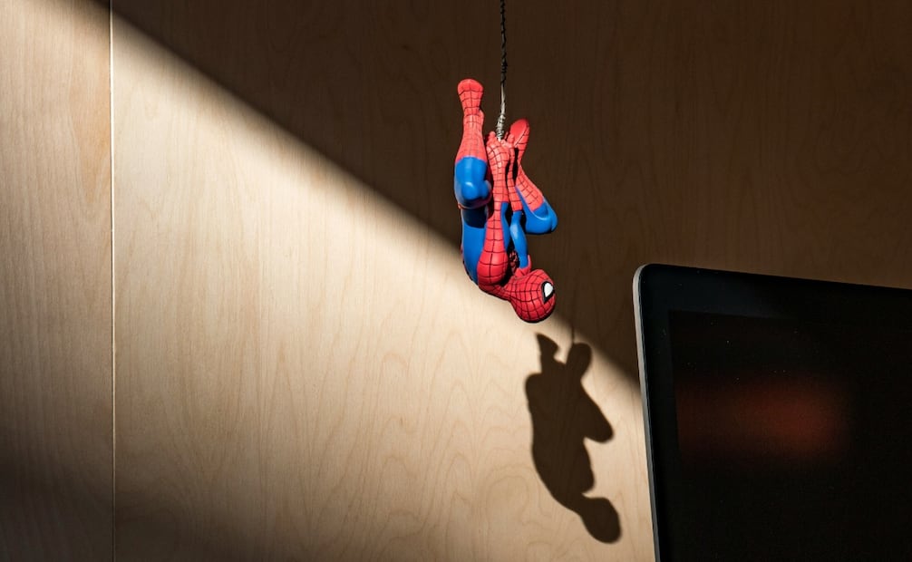¿Cómo activar el modo "Spider-Man" en WhatsApp? Imagen: Unsplash