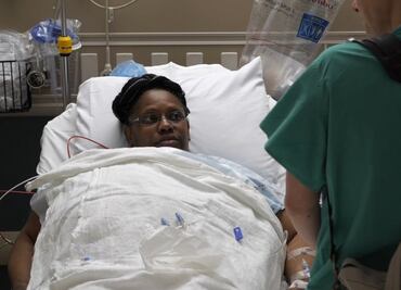 Mujer creyó tener una fuerte gripe, pero lo que escurría por su nariz era líquido cerebral