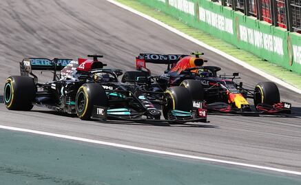 Checo Pérez reconoce a Lewis Hamilton: 'De otro planeta'