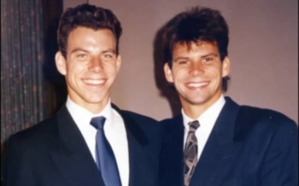 Hermanos Menéndez, de asesinos a estrellas de TikTok; usuarios piden revisar sus condenas