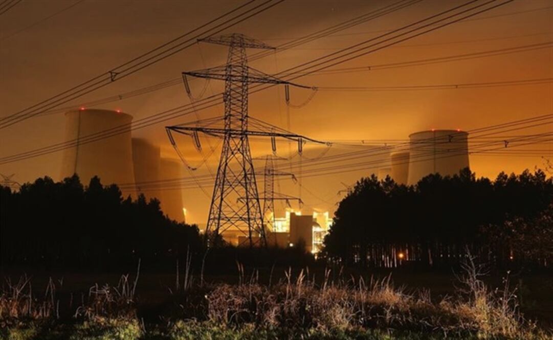 La industria es una de las responsables del aumento del CO2 en la atmósfera/Foto EuropaPress