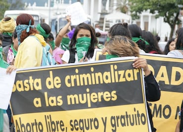 "No claudiquen", pide Marea Verde a diputadas que van por aborto legal en Oaxaca