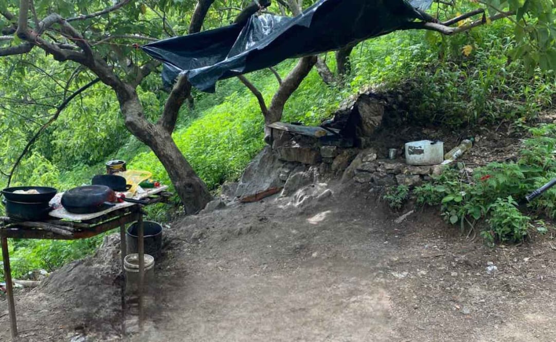 Tras agresión, Marina asegura armas, cargadores y droga en Cosalá, Sinaloa este lunes 15 de septiembre de 2025. Foto: Especial