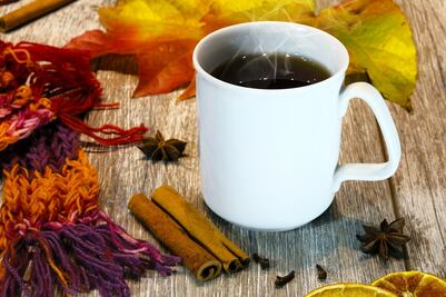 Café con vino tinto, los beneficios de mezclarlos 