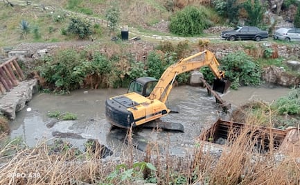 Continúa limpieza en Naucalpan tras las lluvias de lunes; retiran basura y lodo de diversas calles