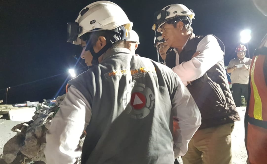 El gobernador de Nuevo León, Jaime Rodríguez Calderón, acudió a supervisar las labores de rescate. Declaró que los responsables de la tragedia deben ser castigados. (David Carrizales. EL UNIVERSAL)