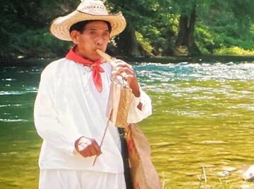 Aerolínea niega discriminación contra cineasta, pero su personal ejecutivo se disculpa