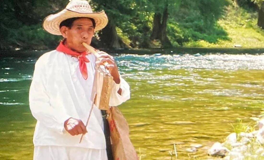 David Marcelino Cayetano había hecho una colecta para reunir el dinero y viajar a presentar su película "Tsontiajakatl, el último viento" (foto).