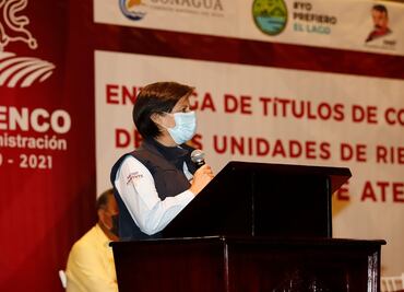 Conagua entrega títulos de concesión a unidades de riego en Atenco