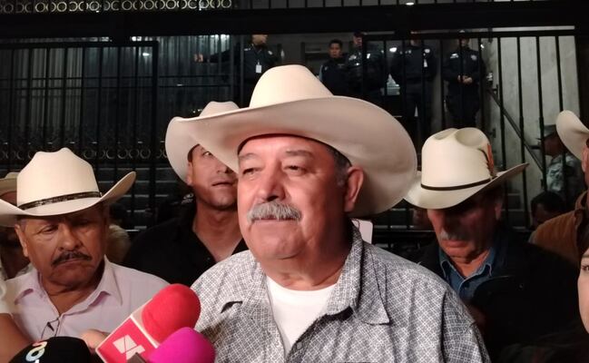 Tras reunión con Segob, transportistas aseguran que mantendrán bloqueos; no ven "sensibilidad",