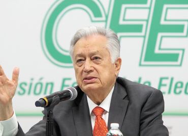 Bartlett pide a gerentes defender la CFE: "defiendan su casa"