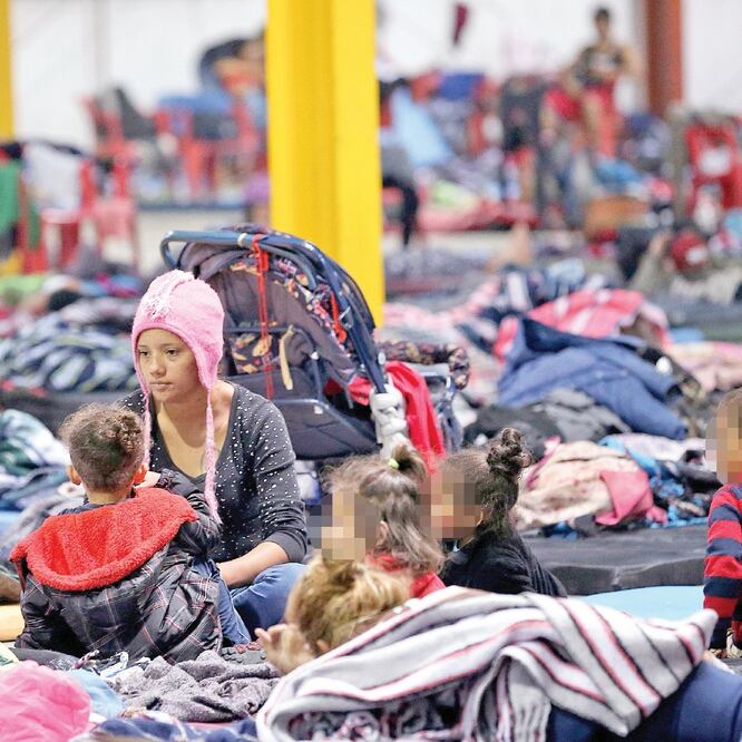 En Piedras Negras, Coahuila, se habilitaron albergues a los que han llegado más de mil 600 centroamericanos. JERRY LARA. AP