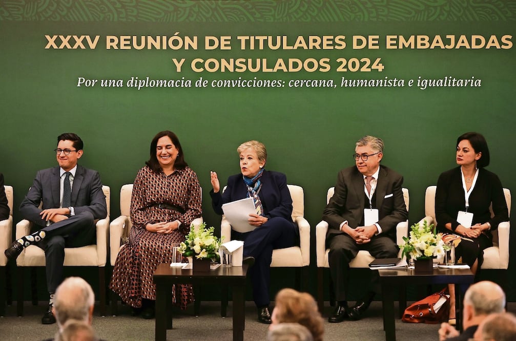 La titular de la SRE, Alicia Bárcena, encabeza la XXXV Reunión de Embajadores y Cónsules, a la cual asistirá el presidente Andrés Manuel López Obrador el próximo jueves 11 de enero. Foto: Berenice Fregoso / EL UNIVERSAL