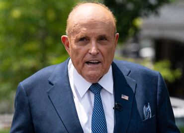 Demandan a exabogados de Trump por acusaciones de fraude en elecciones de EU