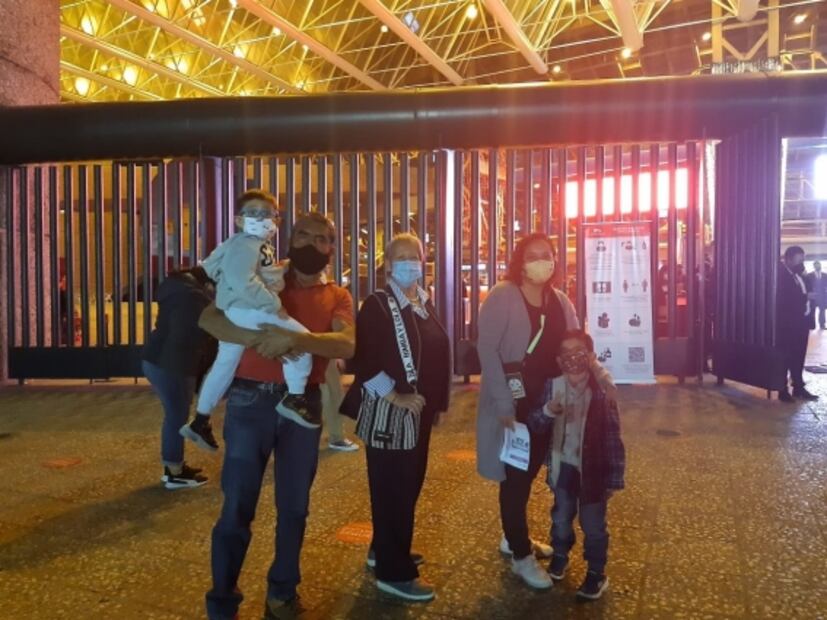 Camilo reúne a familias en su debut en el Auditorio Nacional