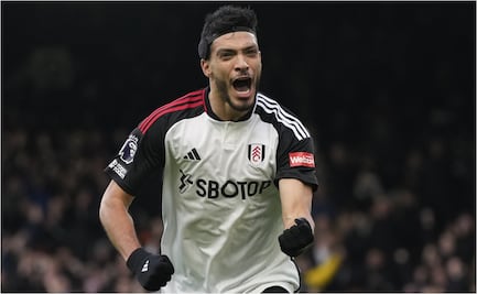 Raúl Jiménez ya es el delantero número uno para Javier Aguirre