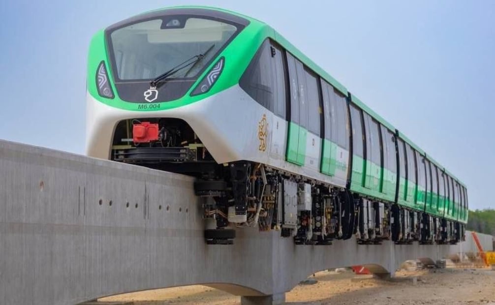 Tren del nuevo monorriel para llevar a cabo las primeras pruebas en la estación de talleres de la Línea 6 del Metro. Foto: Especial