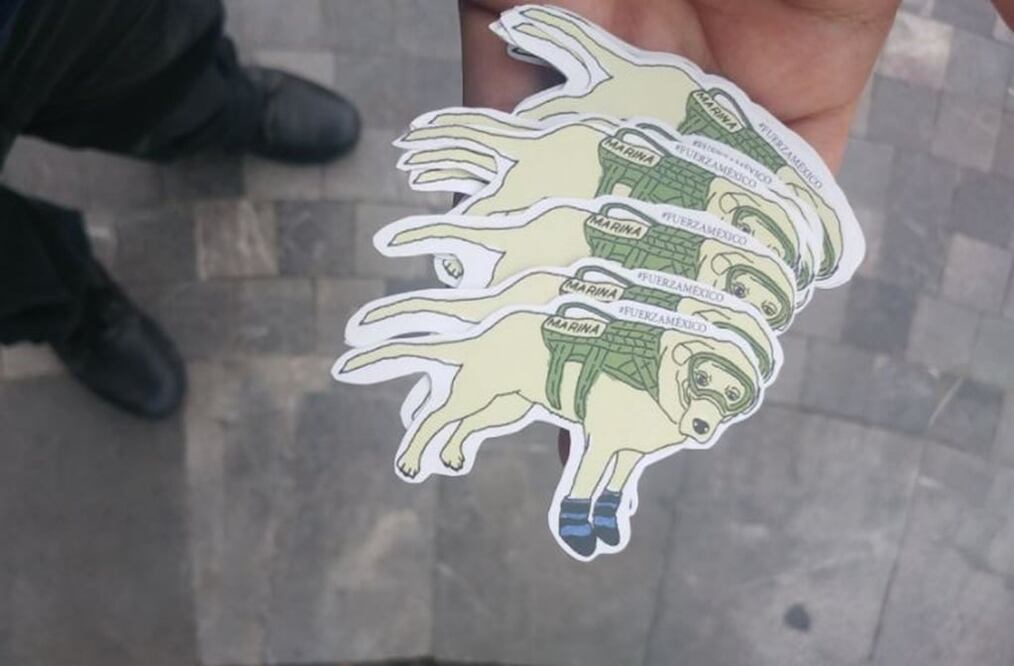 Calcomanías de Frida que todos quieren tener (Fotos: Instagram, Twitter, Facebook)