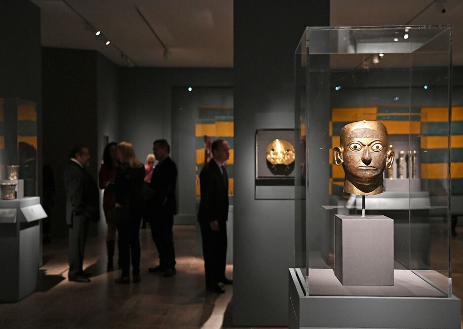 "Golden Kingdoms: Luxury and Legacy in the Ancient Americas" exhibition at The MET – Photo: Angela Weiss/ AFP