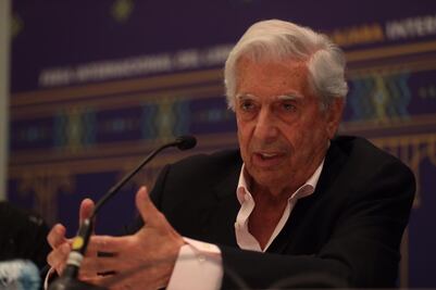 Mario Vargas Llosa agradece críticas de Beatriz Gutiérrez Müller