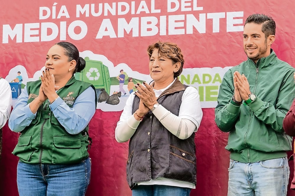 José Couttolenc, líder parlamentario del PVEM, reconoció la labor de la gobernadora Delfina Gómez. Foto: Especial