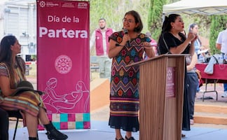 Iztapalapa integrará a parteras en centros de salud y sistema de cuidados; asesorarán a mujeres