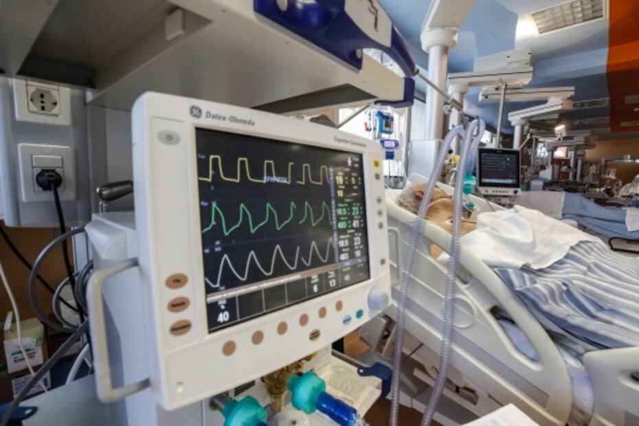 Deficiencias en hospitales asolan a pacientes de coronvirus en el sur de Italia