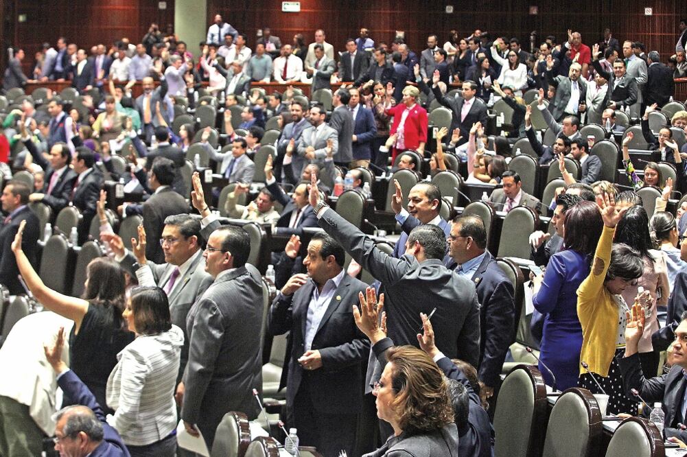 La Cámara de Diputados aprobó con 382 votos a favor la Ley de Disciplina Financiera de Entidades y Municipios (ADRIÁN HERNÁNDEZ. EL UNIVERSAL)