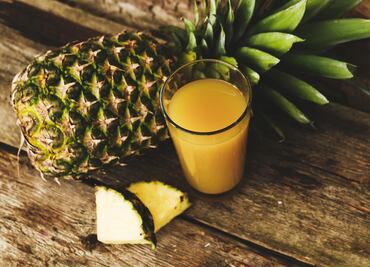 Qué le pasa al cuerpo si tomas jugo de piña en ayunas