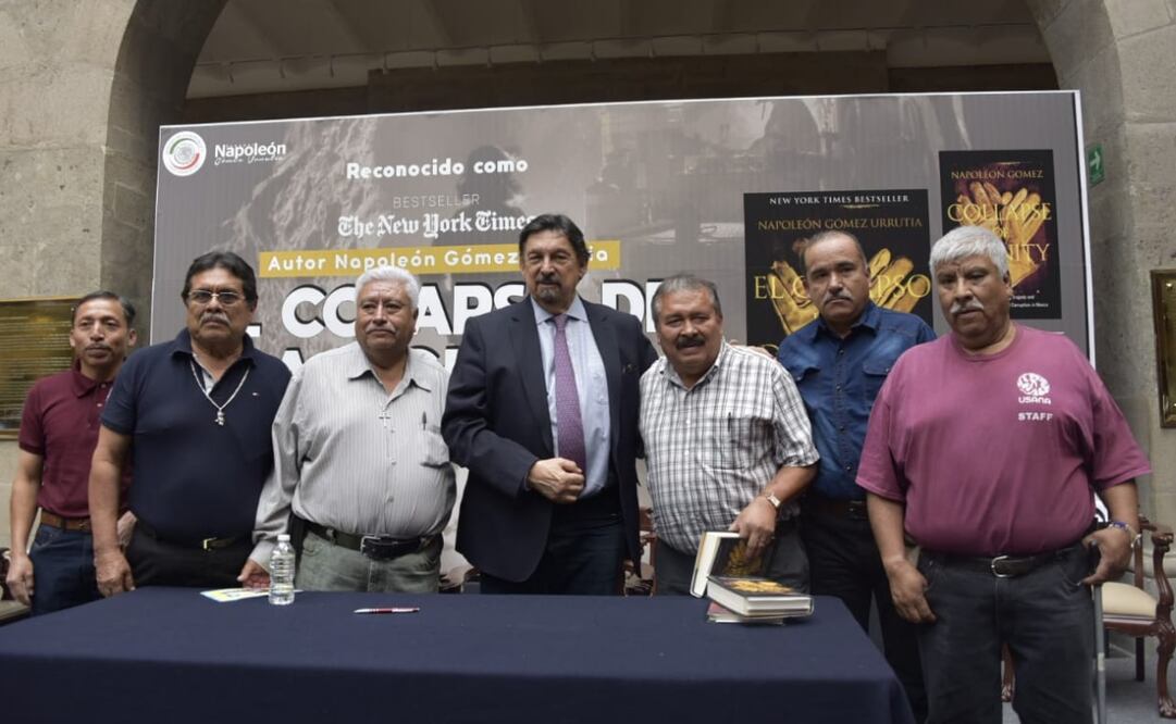El senador presentó su libro "El Colapso de la Dignidad". Foto: Twitter @NapoleonGomezUr