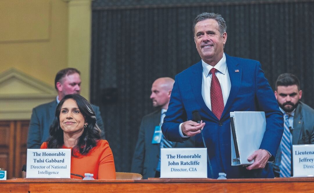 La directora de Inteligencia Nacional, Tulsi Gabbard (izq.), y el director de la CIA, John Ratcliffe (der.), ayer en una audiencia en la Cámara de Representantes en el Capitolio, en Washington. Foto: de SHAWN THEW. EFE