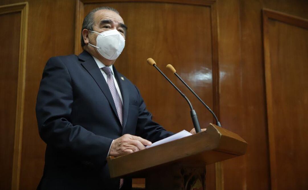 Maurilio Hernández reconoció a los médicos, mujeres, hombres, paleativistas, que se enfrentan a la realidad de tener que atender de la mejor manera posible, con sentido de vocación. Foto: Especial 