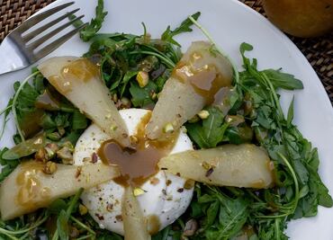 Receta de ensalada de burrata con peras