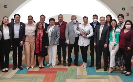 Gobernadores de Morena llaman a cerrar filas con AMLO y respaldar la reforma eléctrica