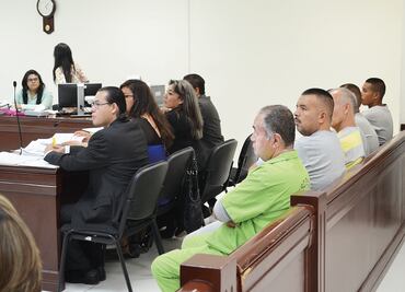 Sentencian a 5 por plagio y homicidio de 11 mujeres