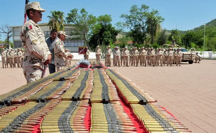 Gobierno de México busca regular venta de réplicas de armas