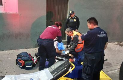 Mujer da a luz a un bebé afuera del Metro Guelatao de la Línea A del Metro CDMX